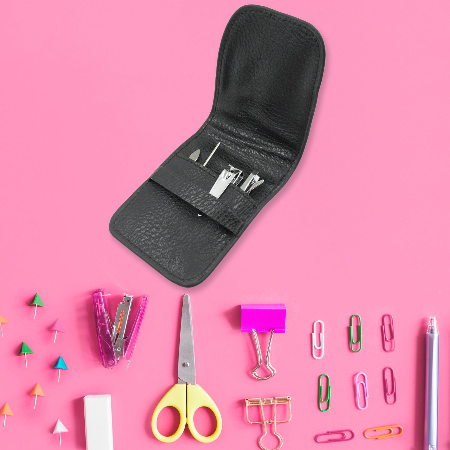 Manicure kit with lightweight travel case