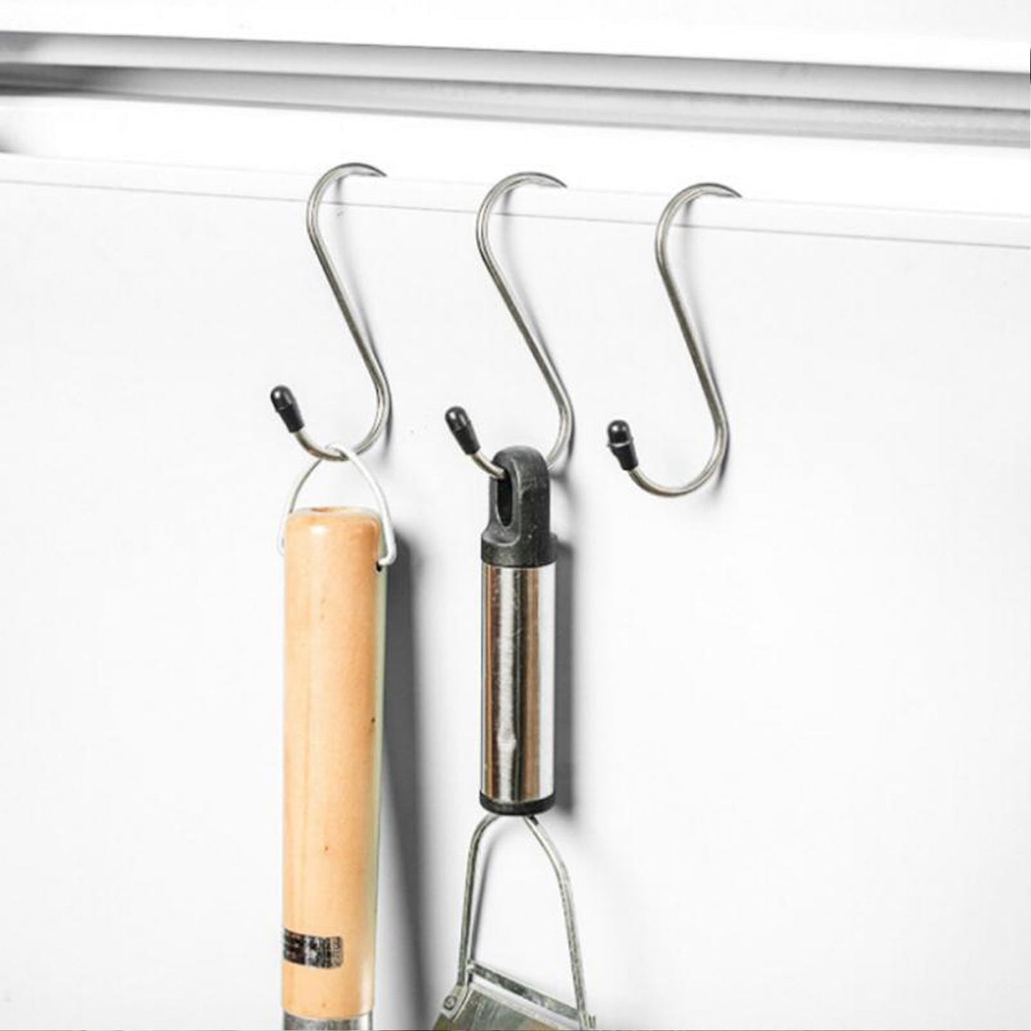 Set of S hooks for practical hanging solutions.