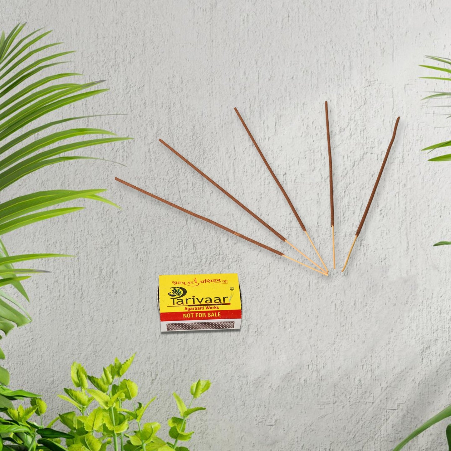 Tilak Chandan Flavour Incense Sticks / Agarbatti (90 GM With Machis 1 Packet)