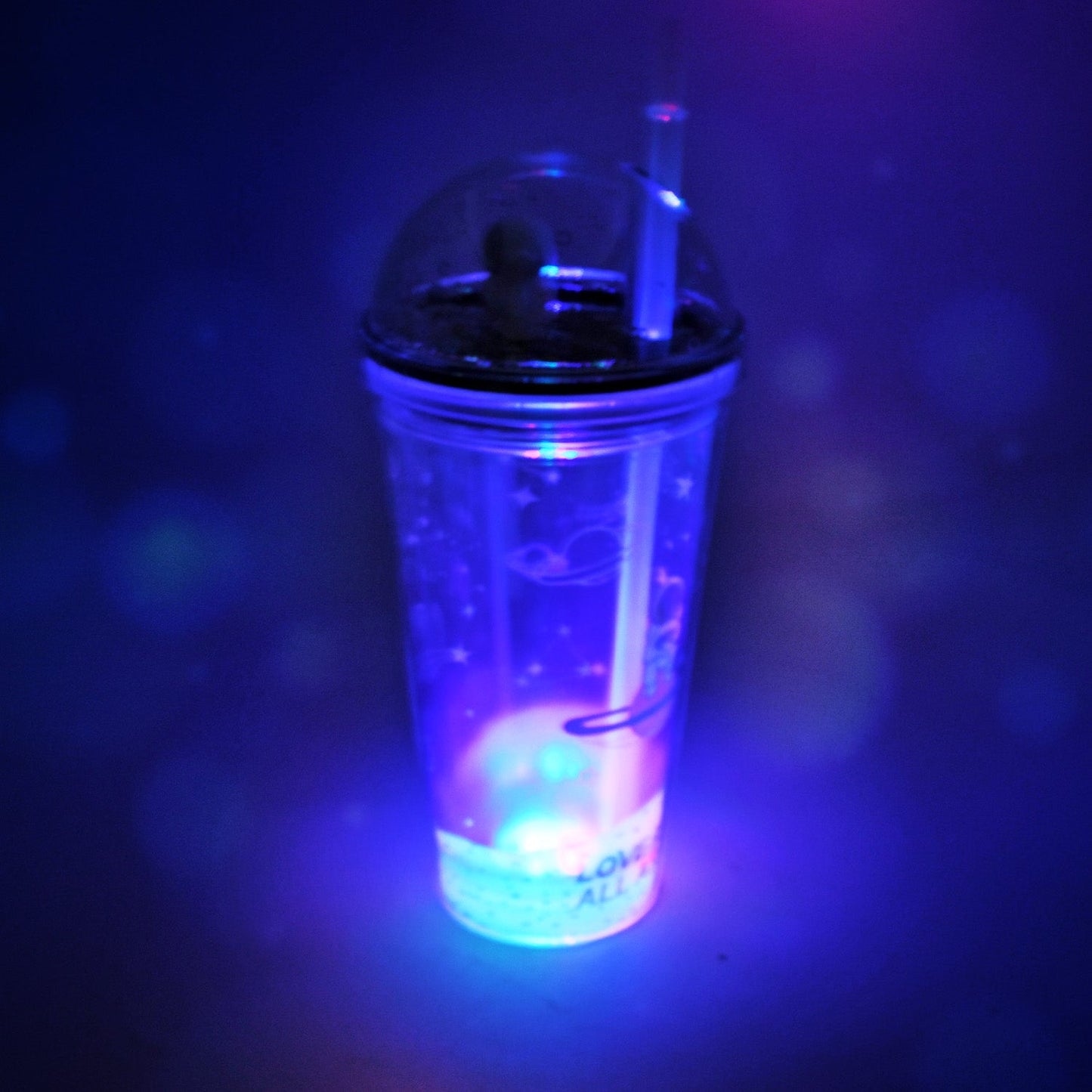 Double wall plastic tumbler with astronaut theme, LED light