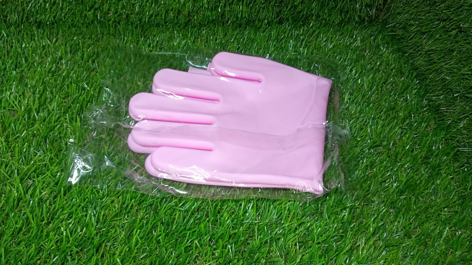 0714A Reusable Silicone Cleaning Brush Scrubber Gloves (Multicolor) 