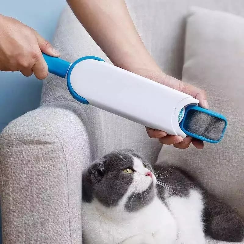 Pet hair remover with self-cleaning feature