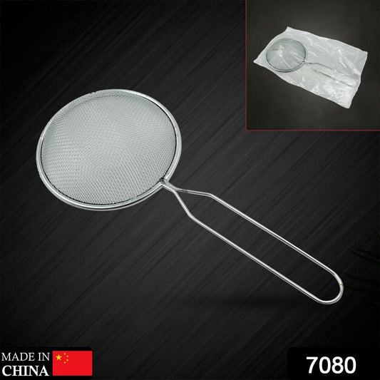 Stainless steel mesh strainer with handle